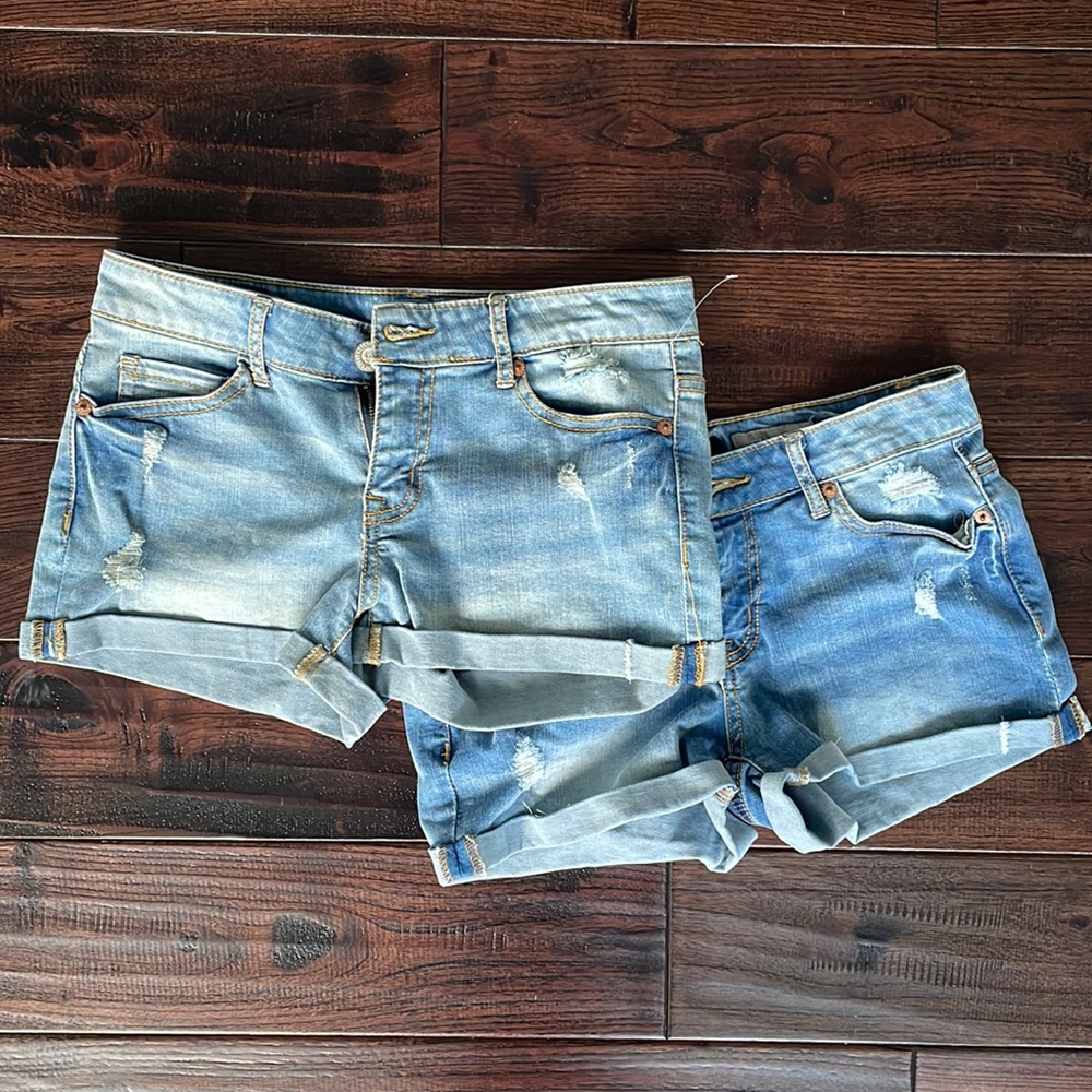 2 pair of Aeropostale shorts size 2